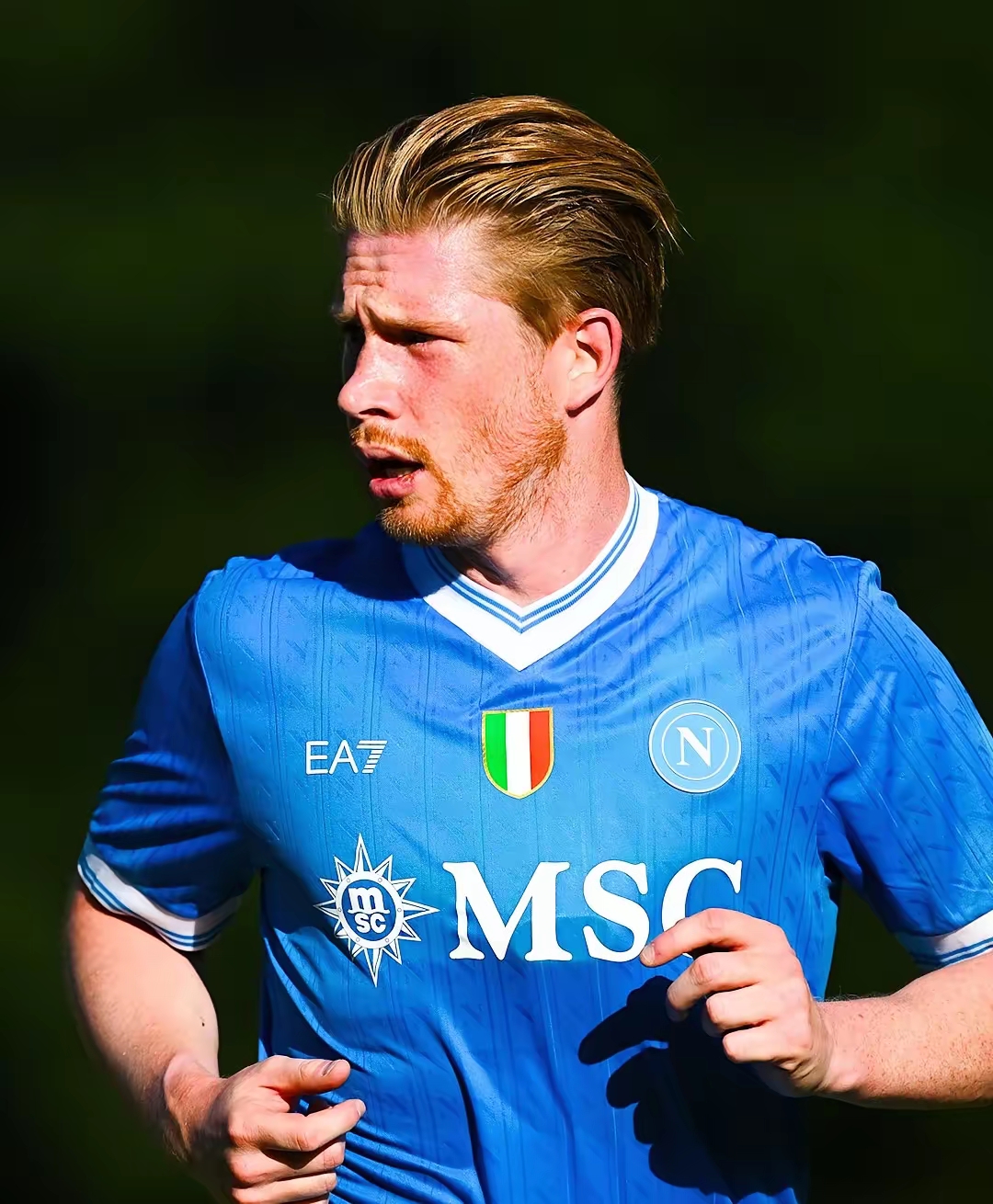 电竞选手签约国际战队公告